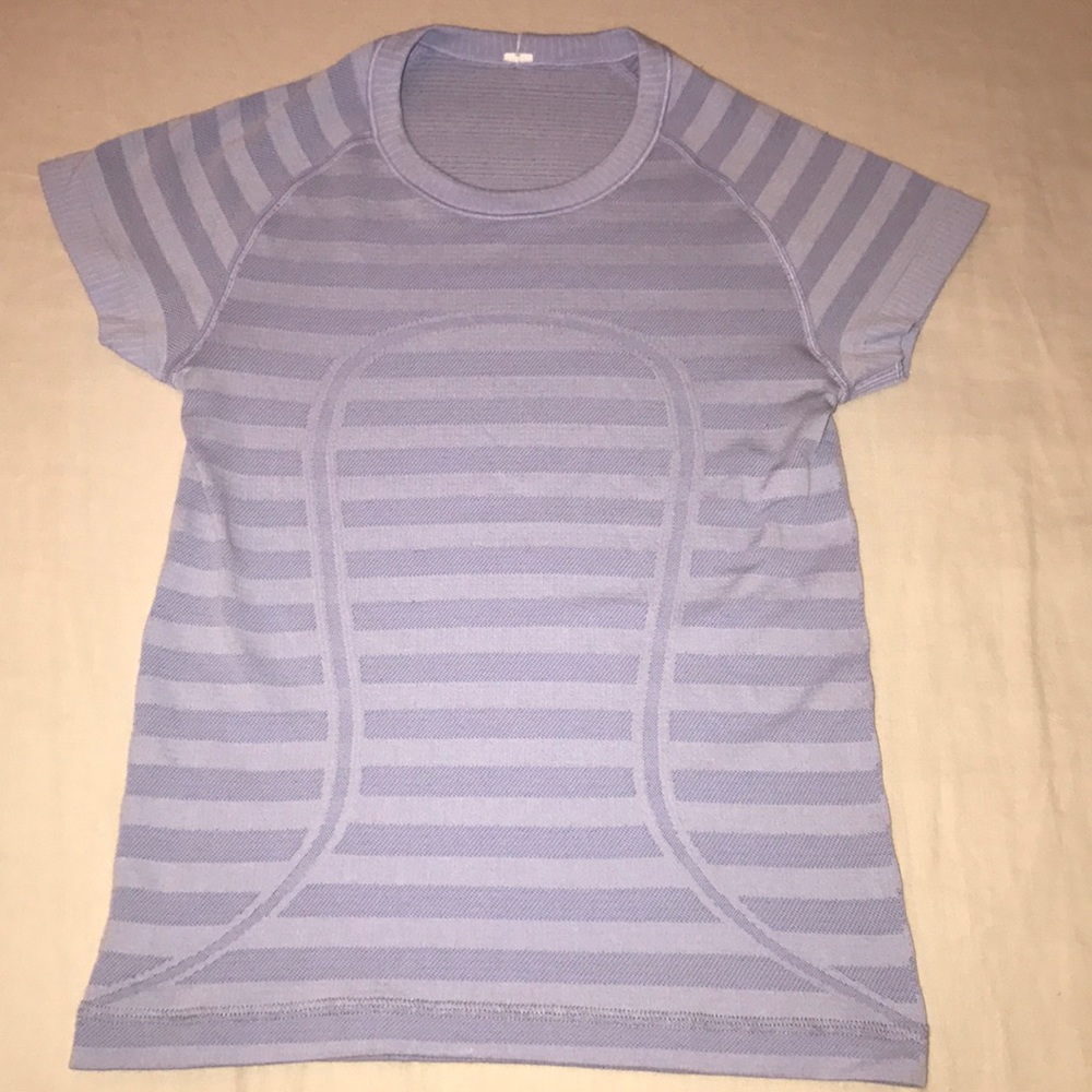 Lululemon shirt sz 2